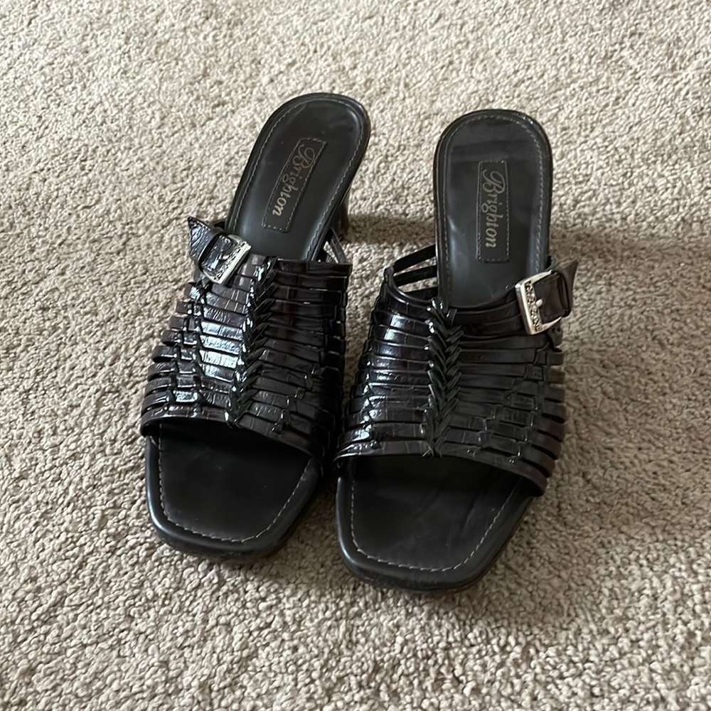 Leather sandals